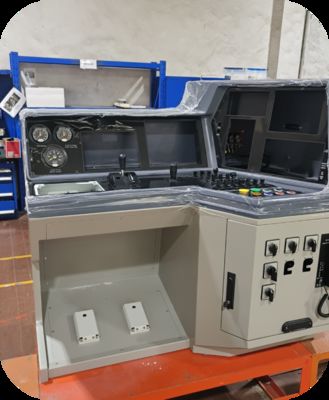 輸出用入換機関車キャブ制御パネル